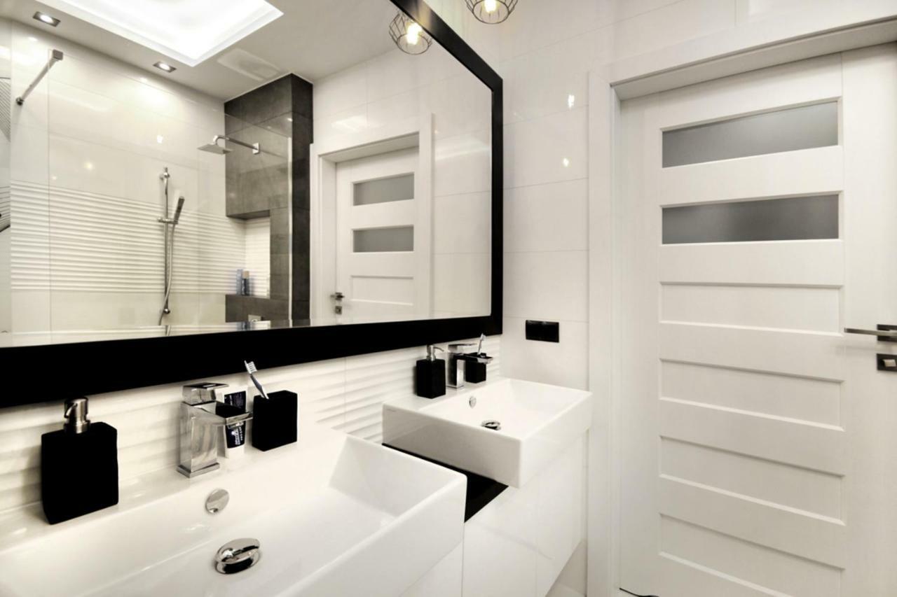 Bulwary Wislane P&O Serviced Apartments With Ac Varsó Kültér fotó