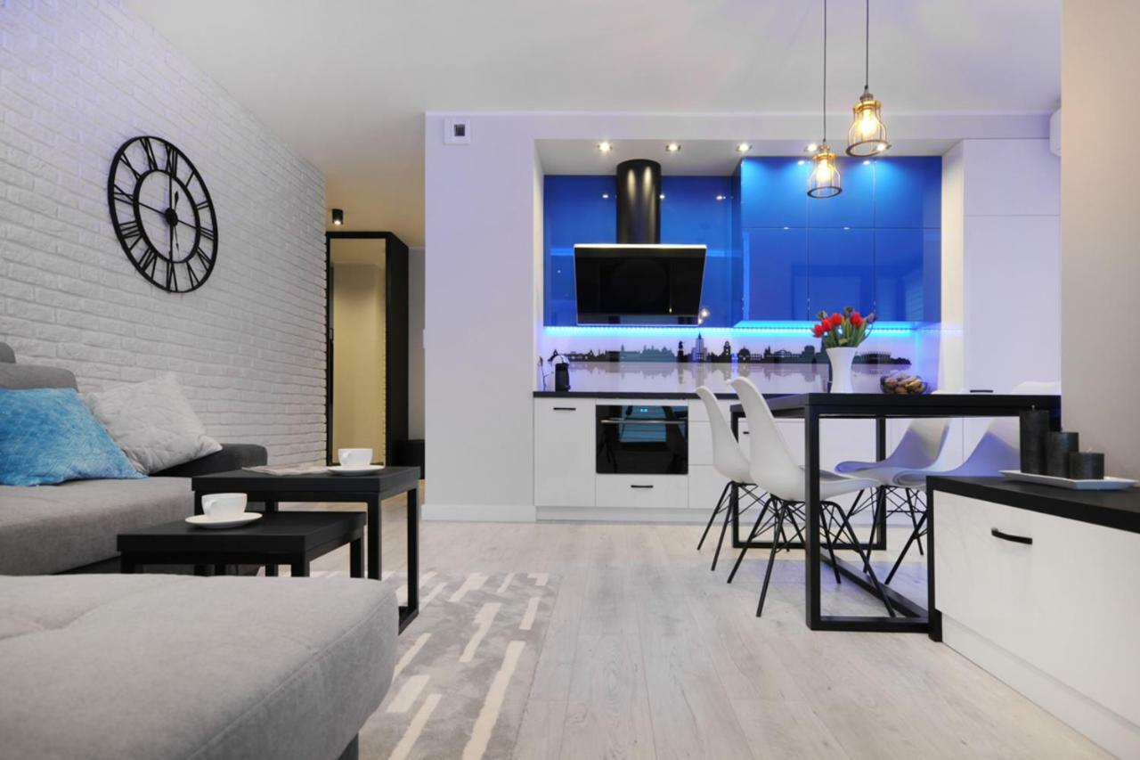Bulwary Wislane P&O Serviced Apartments With Ac Varsó Kültér fotó