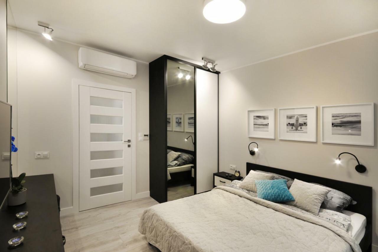 Bulwary Wislane P&O Serviced Apartments With Ac Varsó Kültér fotó